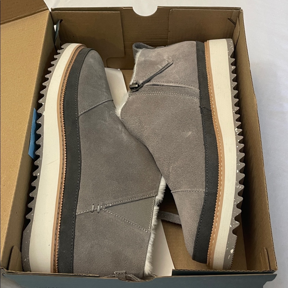 Toms Cement Suede Water-Resistant Boots